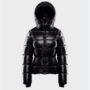 Aritzia SuperSnug Puff